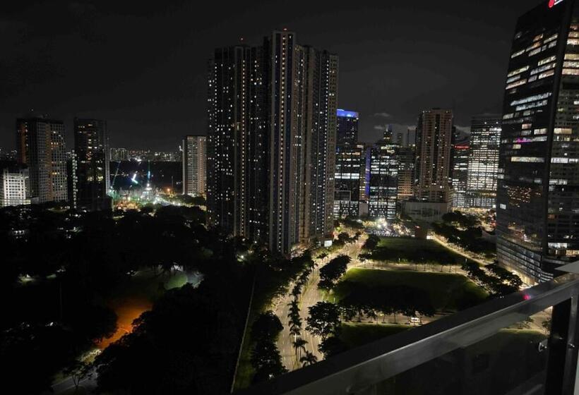 جناح مطل على المدينة, Manila Bgc Best City View Executive Suites At The Residences