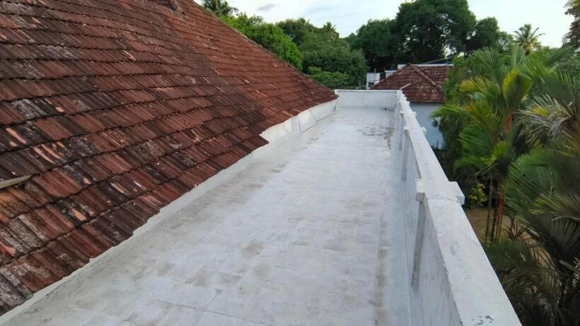 ルームシェアのワンベッド, Dutch Square Hostel