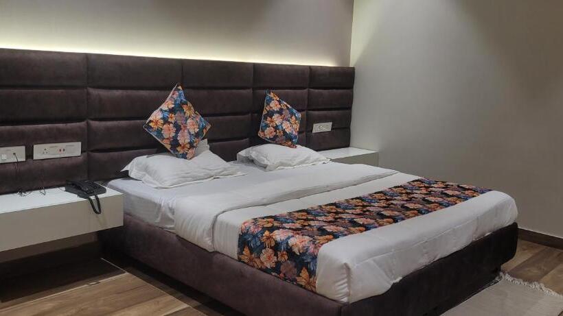 Номер Deluxe, Alpine Plaza