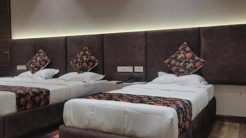 Трехместный Номер Deluxe, Alpine Plaza