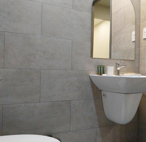 اتاق استاندارد چهار تخته, An Nhiên Villa