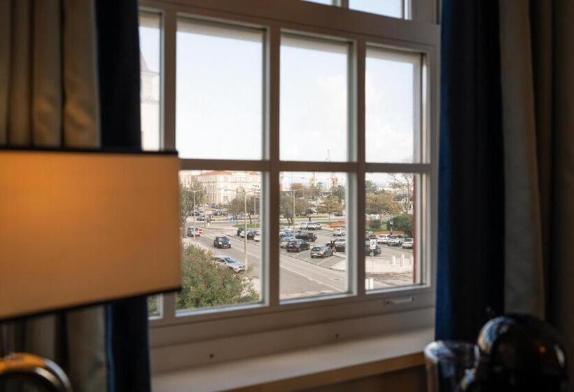 オーシャンビューデラックスルーム, Dona Maria