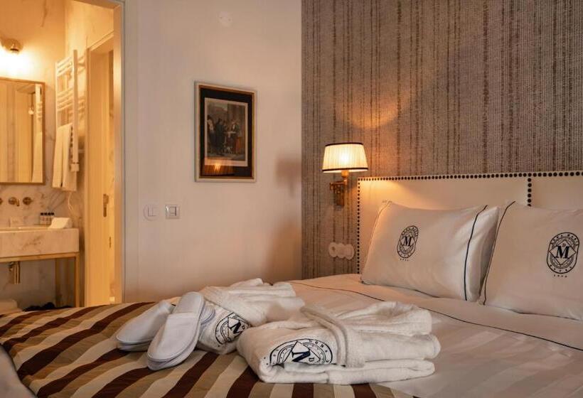 Family Suite, Dona Maria