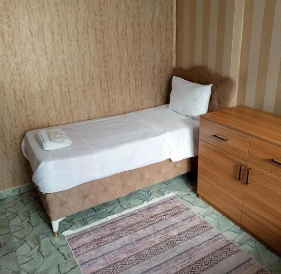 Appartamento 1 Camera da Letto, Eylülüm