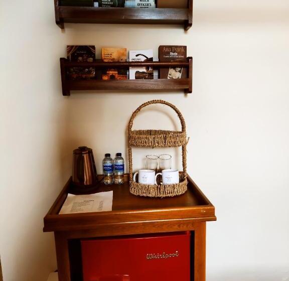 חדר סטנדרט עם מיטת קינג, Literatium