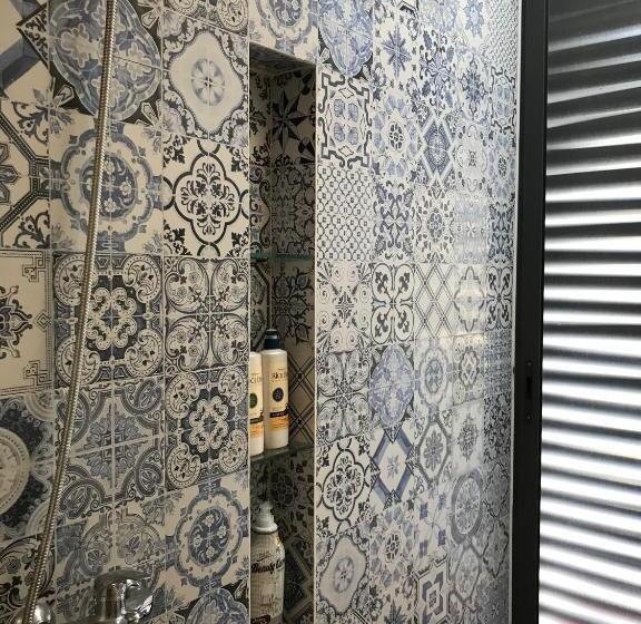 سوییت اجرایی, Lovely Room Oceanami Resort