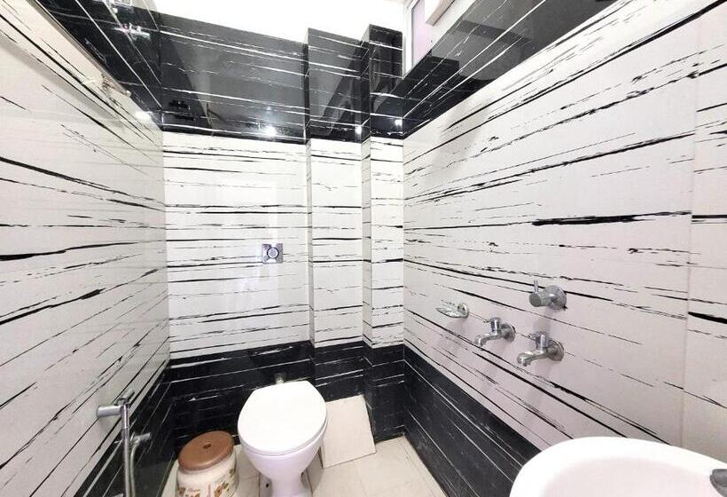 غرفة قياسية, Ram Ghat Inn  In Front Of Mandakini River