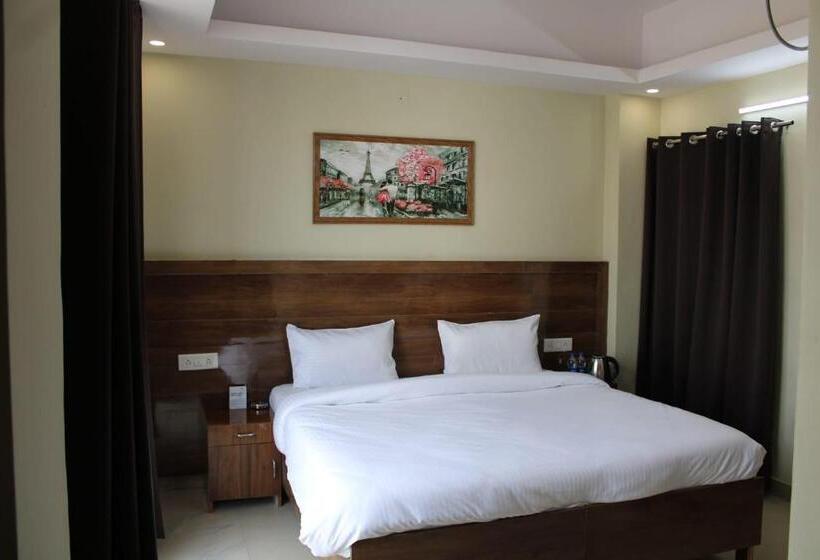 Номер Deluxe, Collection O Shreya Residency