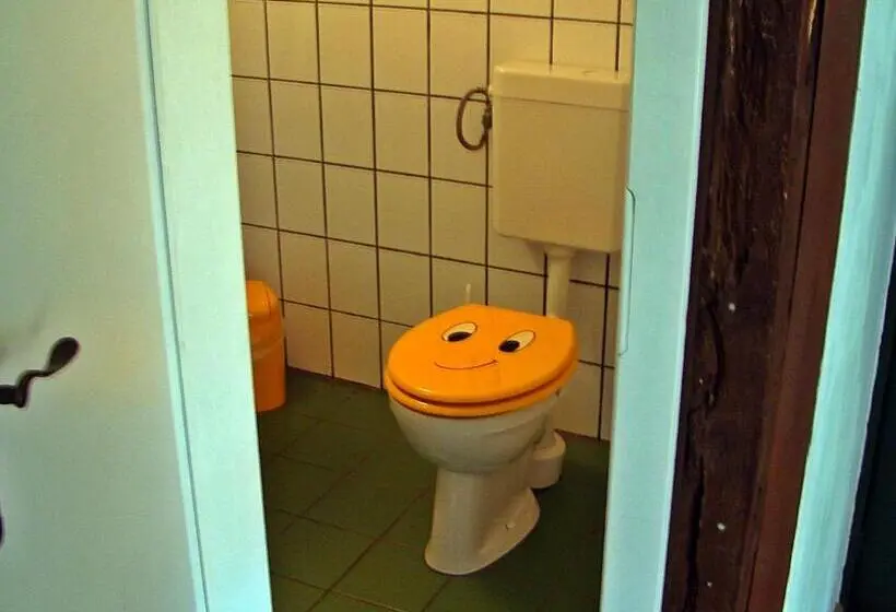 Standard-huone, Alte Ausspanne