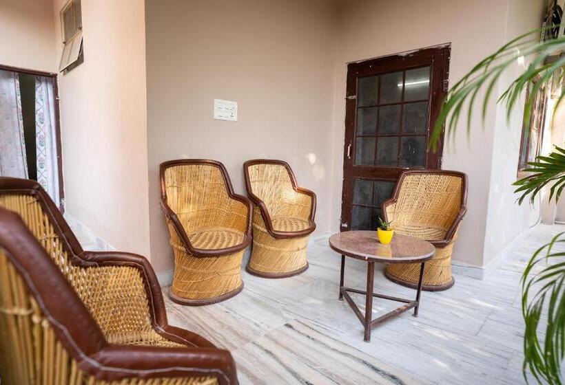 Бунгало Стандарт, Bungalow 79 Jaipur
