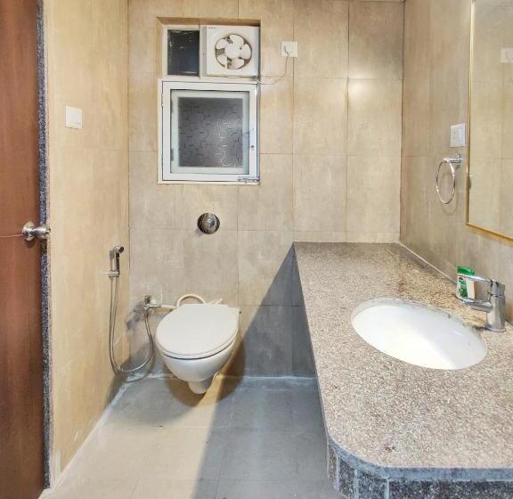带大床的标准间, Cozy Condo At Mihan Nagpur