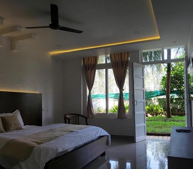 غرفة قياسية سرير كينج, Mazra Retreat, Coorg Kushālnagar