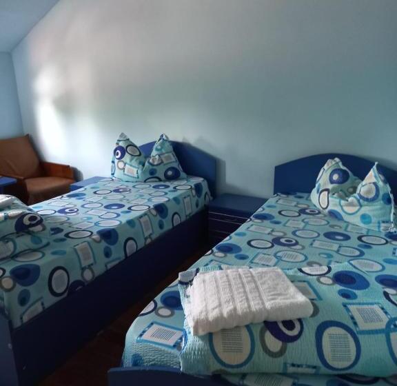 スタンダードルーム, Pensiunea Fadi