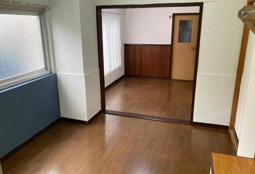 Четырехместный Номер Стандарт, 源泉掛け流し温泉付きの貸切宿 Oyado Kikiairaku お宿 喜喜哀楽 #ig2