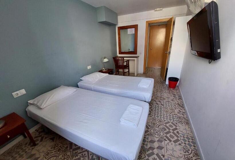 Номер Стандарт Совместная Ванная, Alberg Sants Bcn