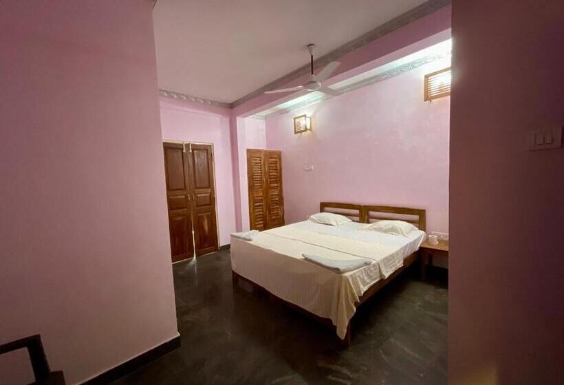 豪华房间, One Light Stays   Ashwem