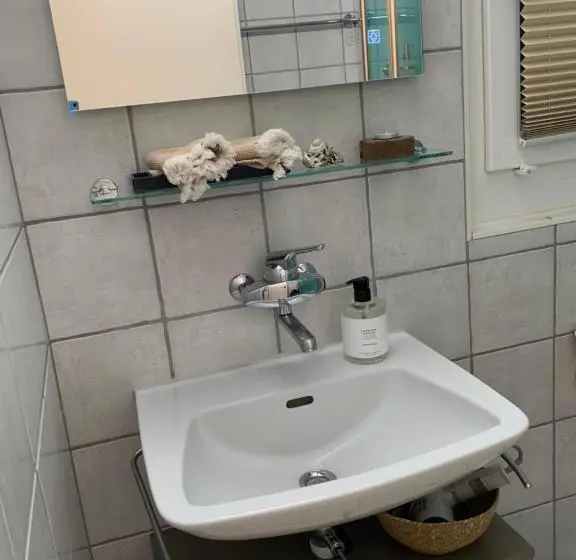 スーペリアールーム, B&b Biel Brügg