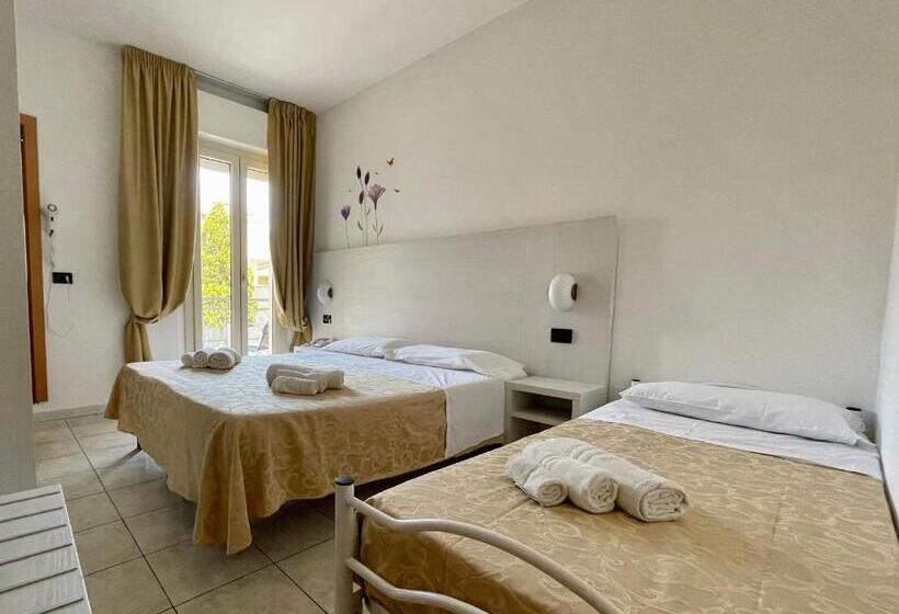 Economy Triple Room, Dependance Hotel Marina