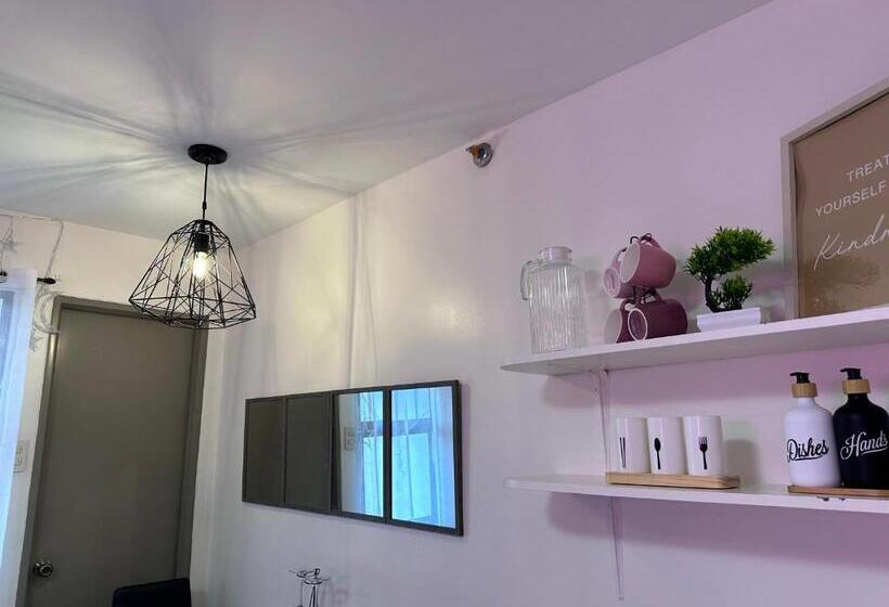 آپارتمان 1 خوابه با تراس, Hm Cozy Place Beside Enchanted Kingdom