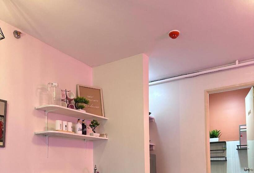 آپارتمان 1 خوابه با تراس, Hm Cozy Place Beside Enchanted Kingdom