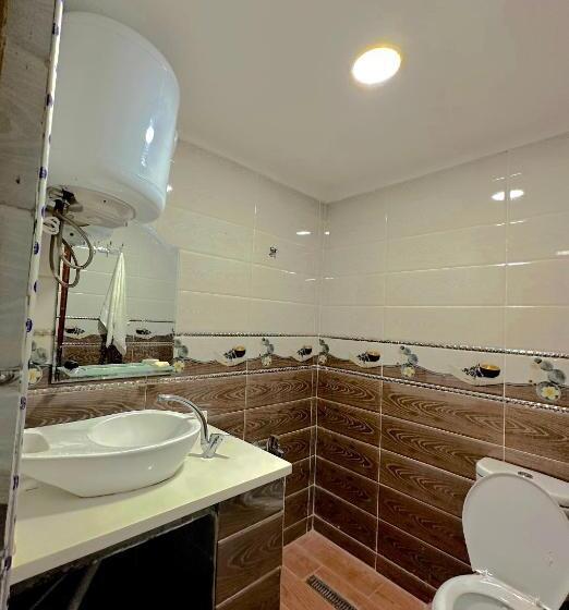 اتاق استاندارد با چشم‌انداز کوهستان, Auberge Dalia