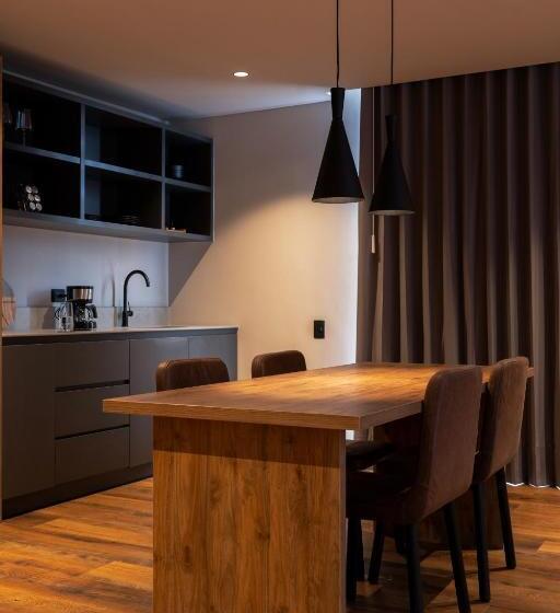 חדר סטודיו סטנדרד, Kiin Living  Child Free Coliving