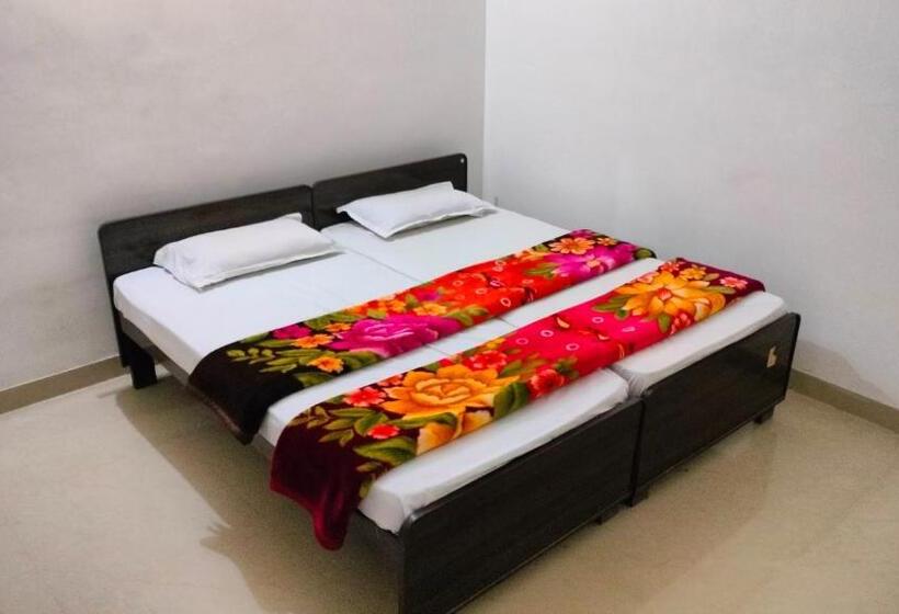 غرفة قياسية مزوَّدة بشُرفة, Royal Palace Falna, Jawai