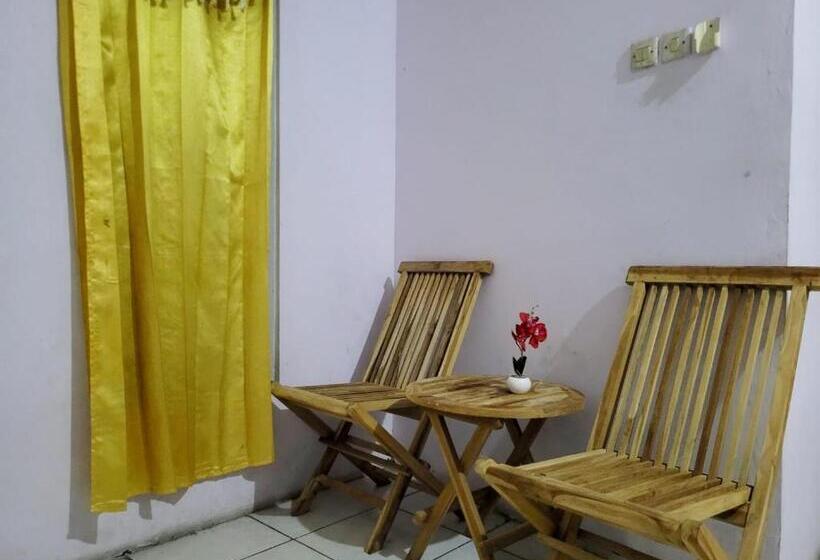 غرفة قياسية, Wisma Gahalta By Fans