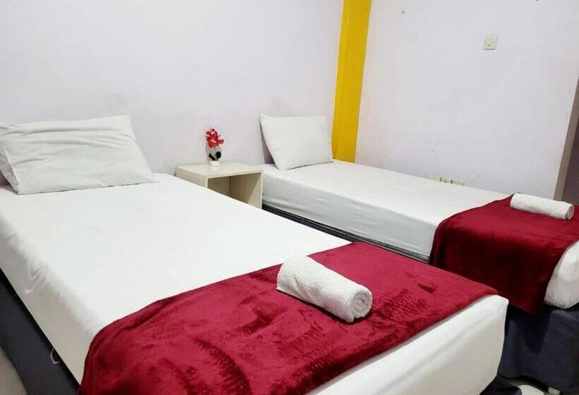 غرفة قياسية, Wisma Gahalta By Fans