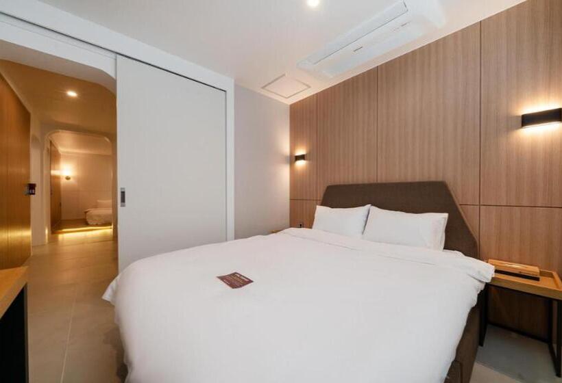 سوییت خانوادگی, Geoje Highend