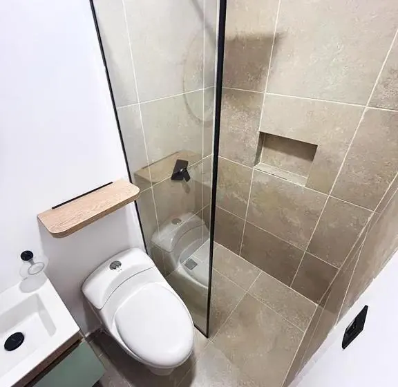اتاق استاندارد, La Central Superior