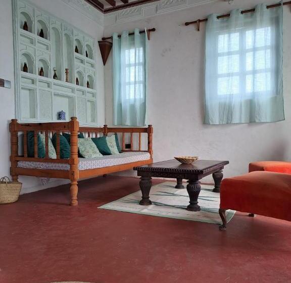 스탠다드 룸 킹사이즈 침대, Pwani House Lamu Seafront