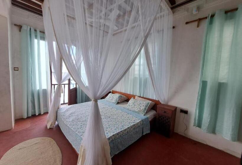 스탠다드 룸 킹사이즈 침대, Pwani House Lamu Seafront
