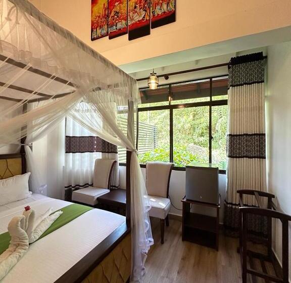 デラックスルーム, Tharumini Villa