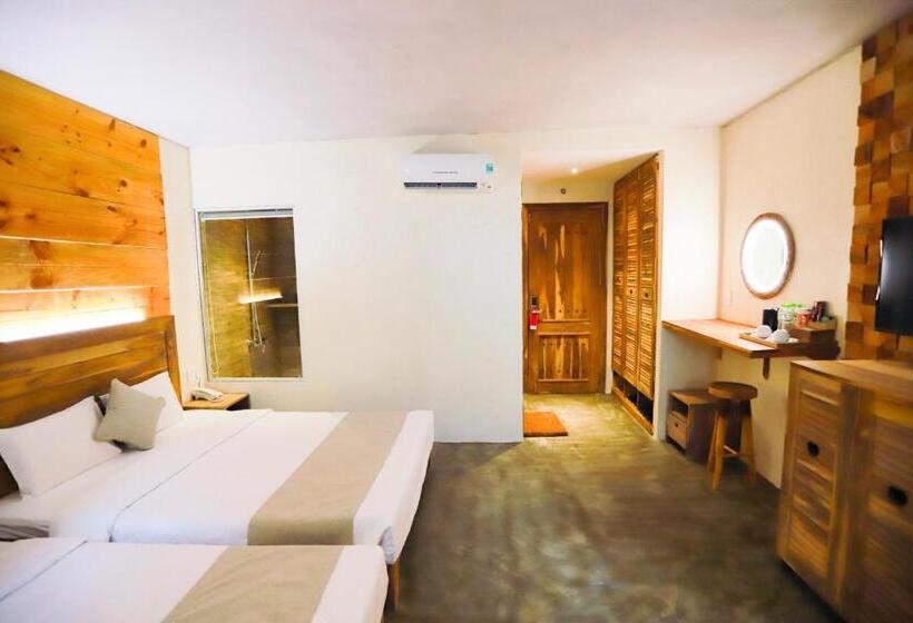 اتاق خانوادگی با چشمانداز دریا, Rustic Hotel Quy Nhon Powered By Aston