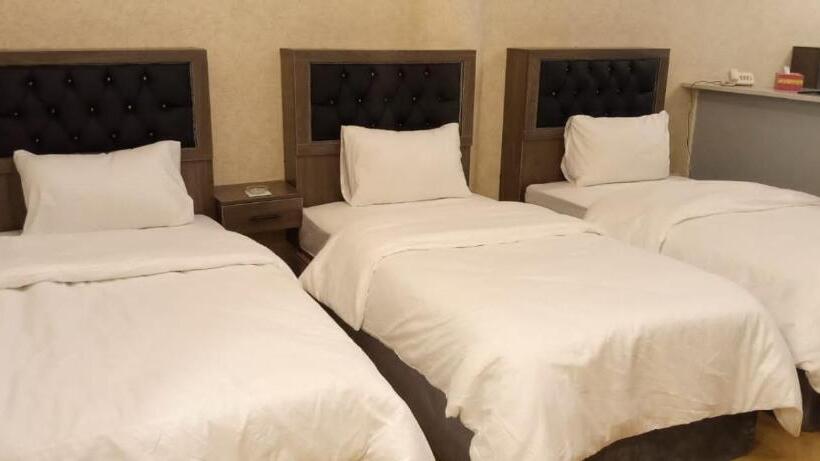 سوییت با چشمانداز دریا, فندق ومنتجع لارين بلازا