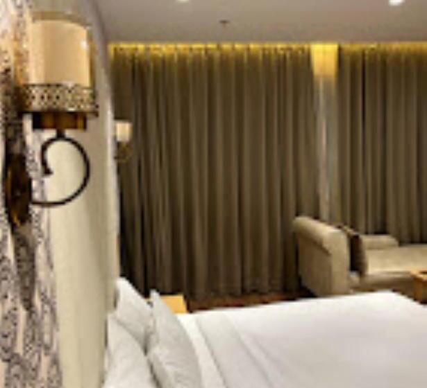 Номер Deluxe, Grand Bhelsa Hotel & Resorts, Hasnabad