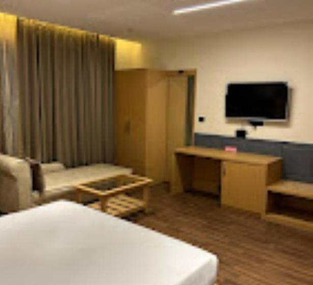 חדר דלוקס, Grand Bhelsa Hotel & Resorts, Hasnabad