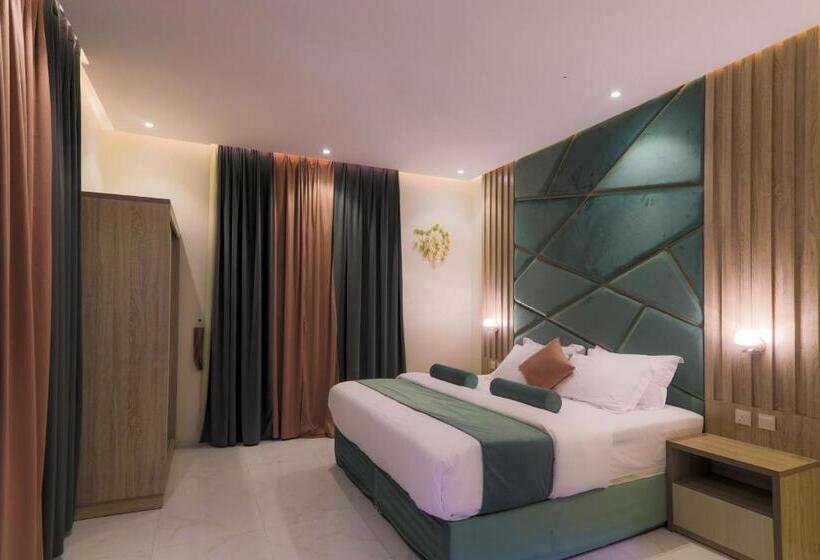 スイート, جراند فيوتشر