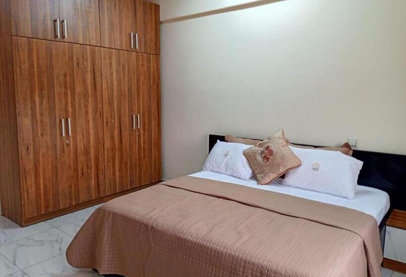 חדר סטנדרט, Edgard