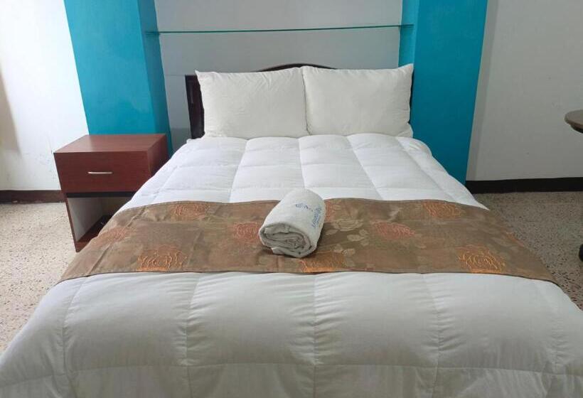 غرفة قياسية فردية, Manta Real