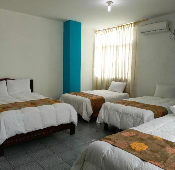 Quarto Quádruplo Estandar, Manta Real