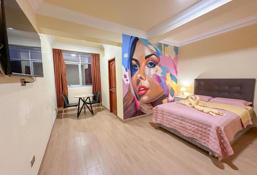 اتاق لوکس, Retamayo