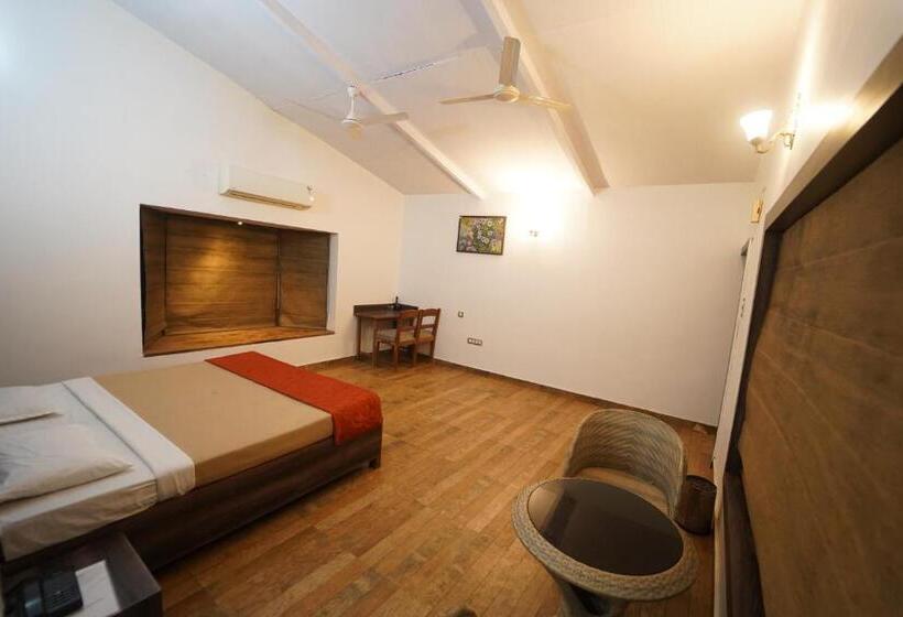 디럭스 룸, Wild Woods Tiger Resort