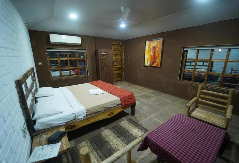 Номер Deluxe Кровать Кинг, Wild Woods Tiger Resort