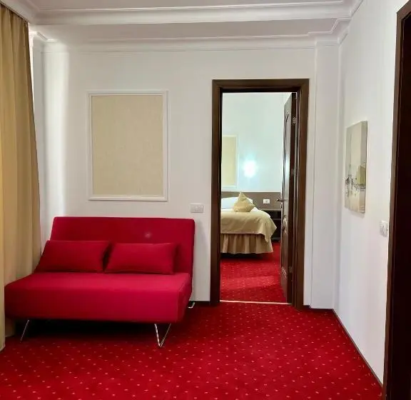 Executive Kolmen Hengen Huone, Armonia