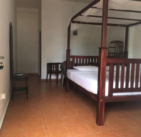 Номер Стандарт Вид на Море, Boomerang Una With Free Scooter Bike