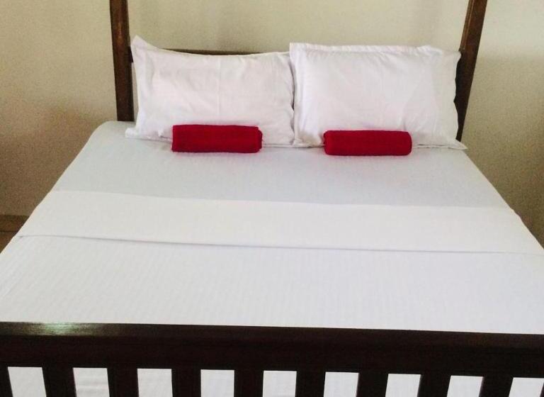 Номер Стандарт Вид на Море, Boomerang Una With Free Scooter Bike