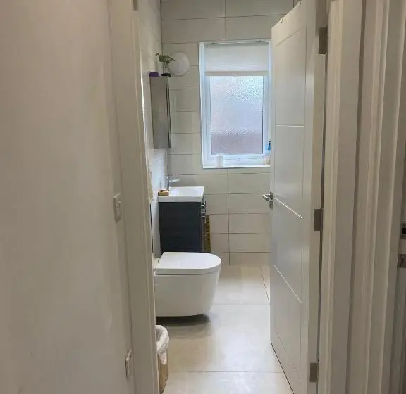 Deluxe Yhden Hengen Huone, Deluxe Single Room Only For One Adult