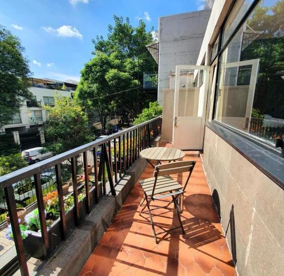 اتاق استاندارد با تخت بزرگ, Lindas Suites Eugenio Sue